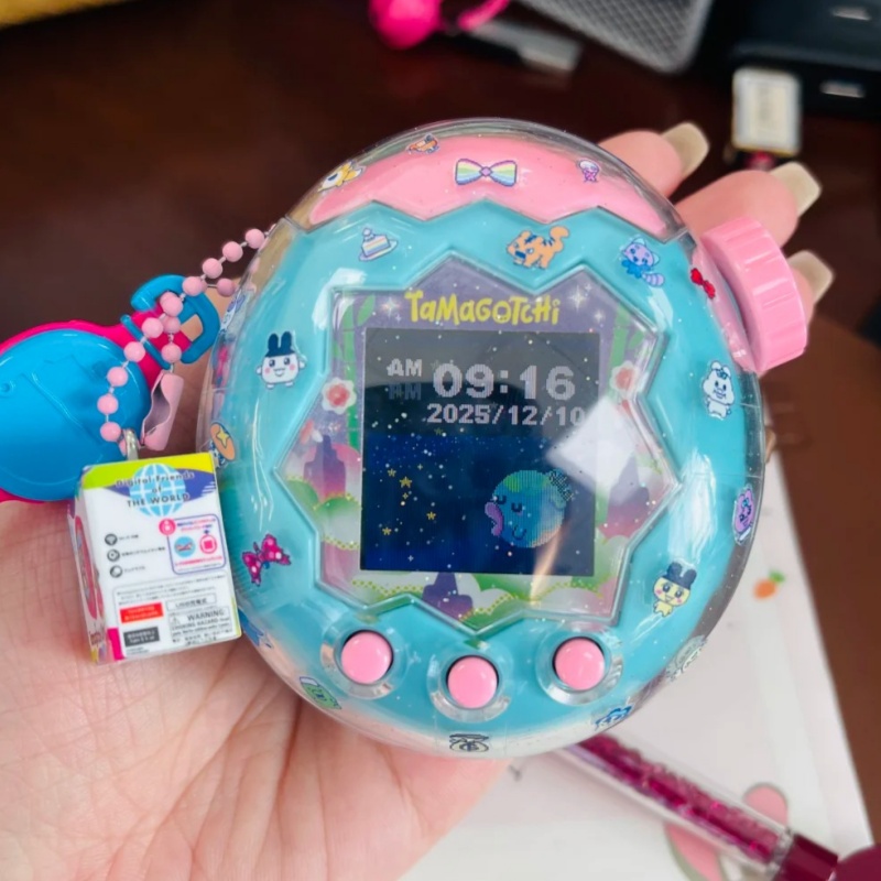 Layar Warna Bandai Tamagotchi  - Bandai Model Tamagotchi ulasan dan harga